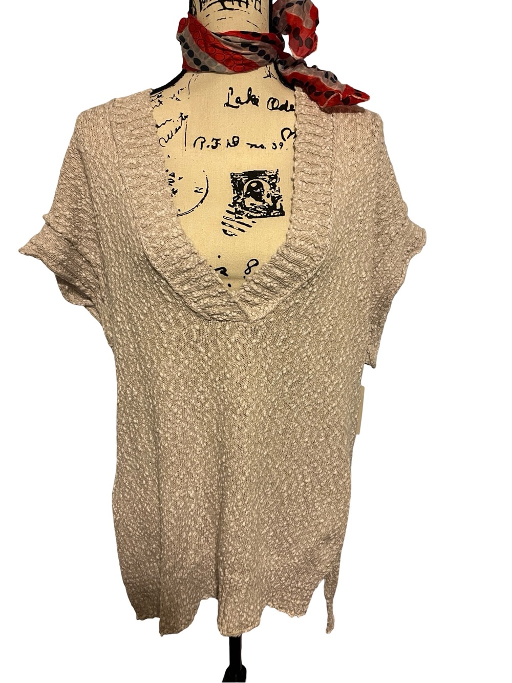 Pilco/Anthropology Neutral 100% Cotton V Neck Top Sz M NWT!